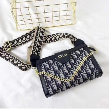 شنطة Dior حريمي